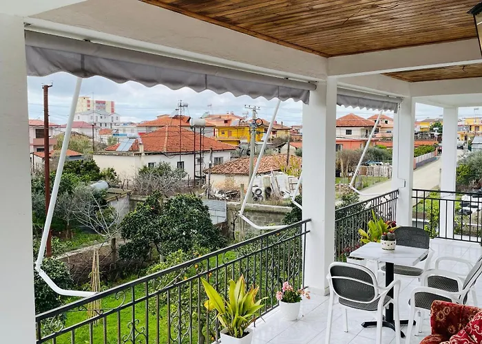 Mia - Entire With Balcony & Garden Appartement *